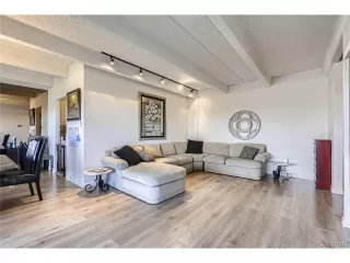 Photo #2: 2276151 Listing