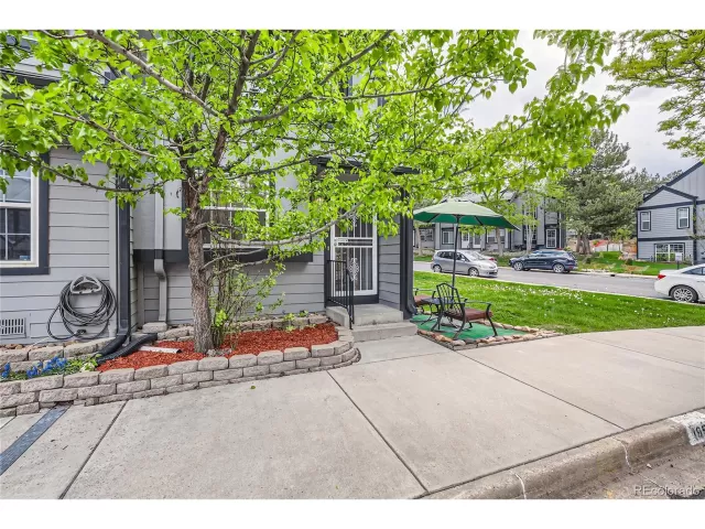 MLS: 2279661 Condo For Sale