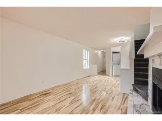 Photo #4: 2279661 Listing 