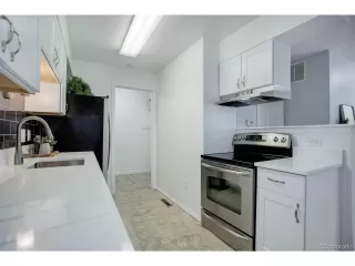 Photo #4: 2281537 Listing 