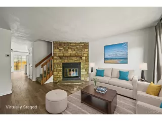 Photo #3: 2283627 Listing