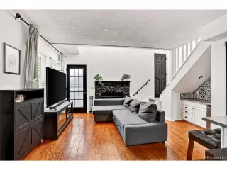 Photo #2: 2283644 Listing 