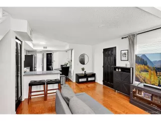 Photo #4: 2283644 Listing 