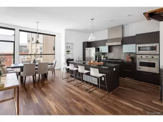 Photo #4: 2284218 Listing 