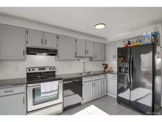 Photo #2: 2284614 Listing