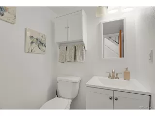 Photo #4: 2284614 Listing