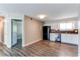 Photo #3: 2289161 Listing 