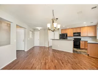 Photo #4: 2291874 Listing