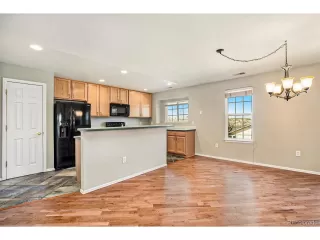 Photo #5: 2291874 Listing