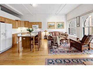 Photo #6: 2294091 Listing