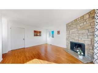 Photo #3: 2295199 Listing 