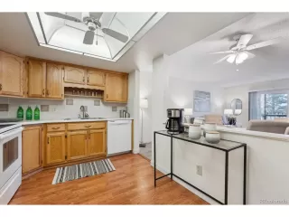 Photo #4: 2296376 Listing