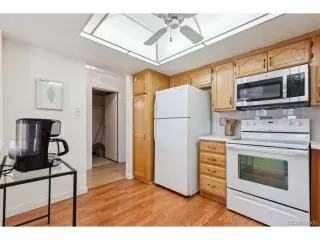 Photo #5: 2296376 Listing