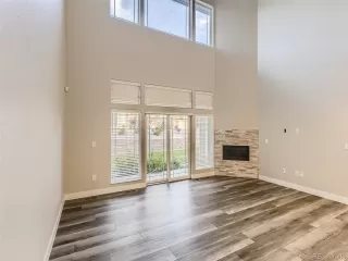 Photo #3: 2296966 Listing