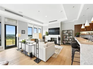 Photo #5: 2297193 Listing 