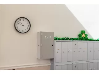 Photo #2: 2299943 Listing