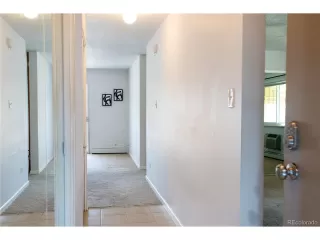 Photo #4: 2299943 Listing