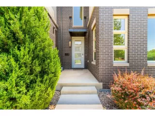 Photo #2: 2299954 Listing