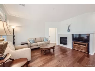 Photo #3: 2301568 Listing 