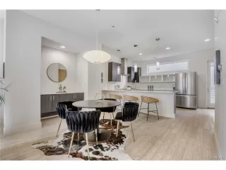 Photo #6: 2301920 Listing 