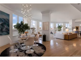 Photo #4: 2302066 Listing 