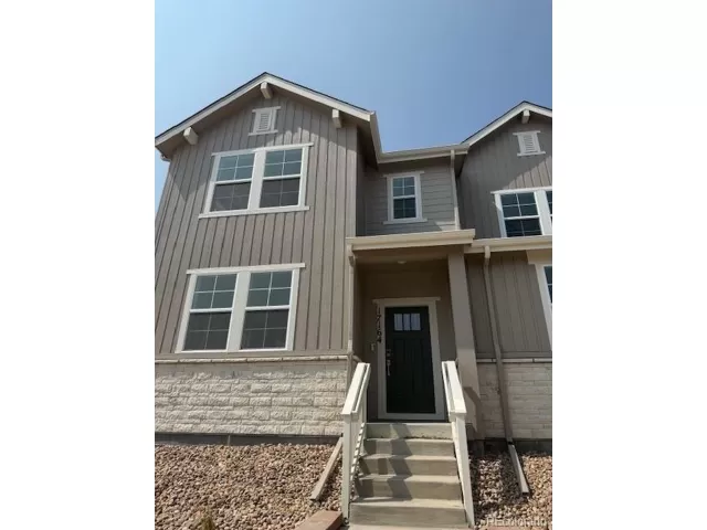 MLS: 2303776 Condo For Sale