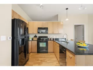 Photo #2: 2307917 Listing 