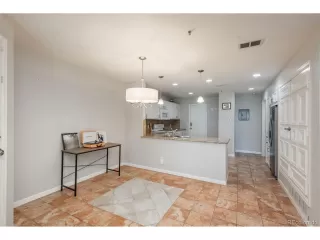 Photo #5: 2308858 Listing 