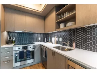 Photo #4: 2309490 Listing