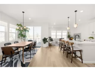 Photo #6: 2310962 Listing