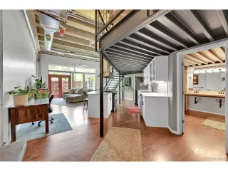 Photo #6: 2311018 Listing 