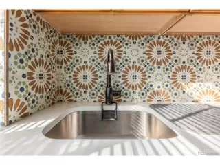 Photo #3: 2311176 Listing 