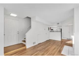 Photo #2: 2311519 Listing 