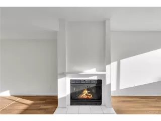 Photo #6: 2311519 Listing 