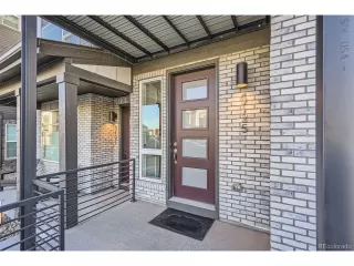 Photo #2: 2312007 Listing 