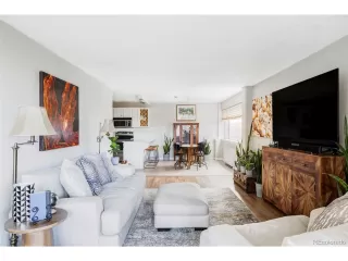 Photo #2: 2313210 Listing