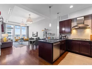 Photo #4: 2317480 Listing 