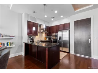 Photo #5: 2317480 Listing 