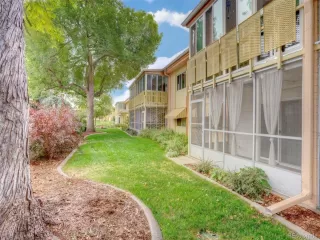 Photo #4: 2318475 Listing 