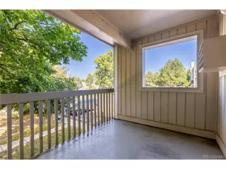 Photo #5: 2318492 Listing 