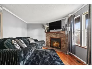 Photo #4: 2322475 Listing