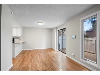 Photo #5: 2322702 Listing 