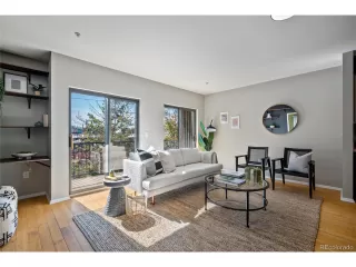 Photo #4: 2323726 Listing 