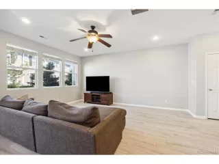 Photo #5: 2325044 Listing 