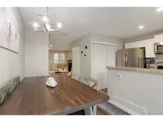 Photo #6: 2325620 Listing