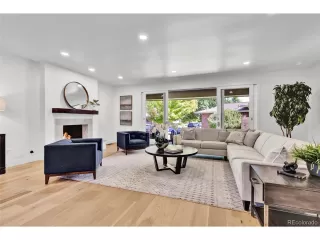 Photo #2: 2327363 Listing