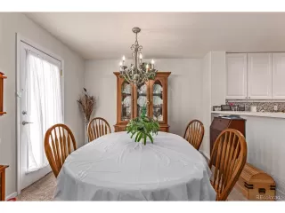 Photo #4: 2330126 Listing