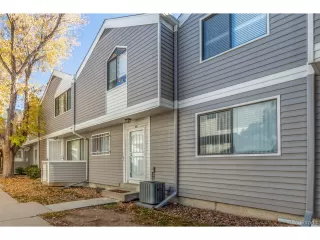 Photo #5: 2331138 Listing 