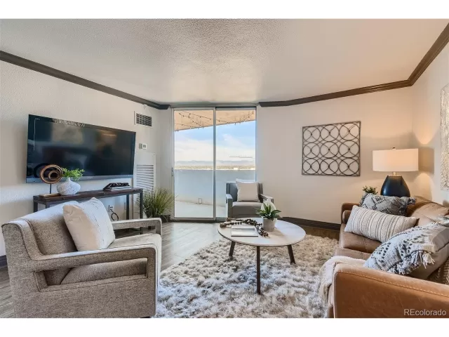 MLS: 2331157 Condo For Sale