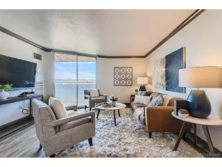 Photo #3: 2331157 Listing